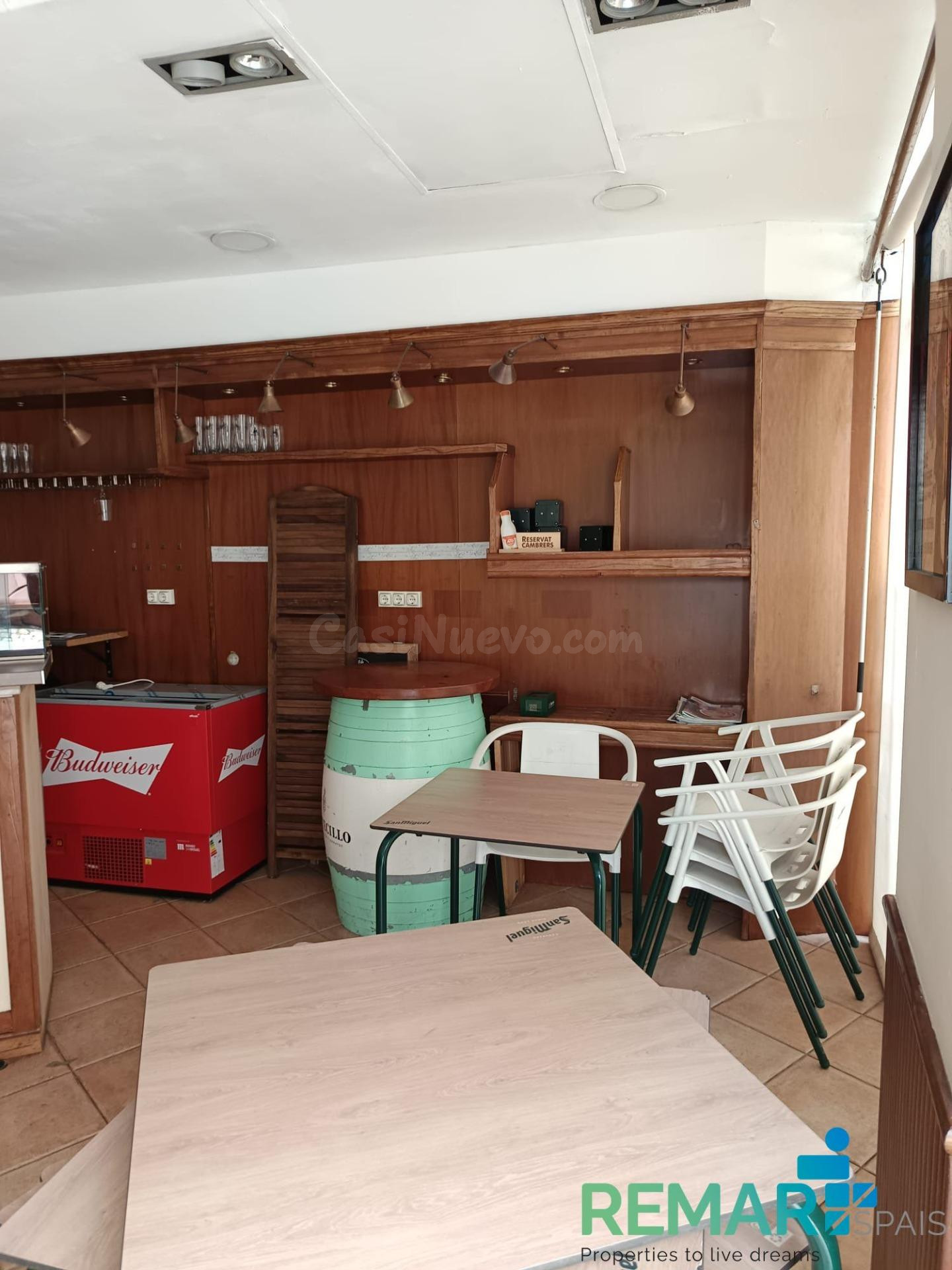 ✨ Encantador local esquinero con gran proyección comercial✨ - foto 2