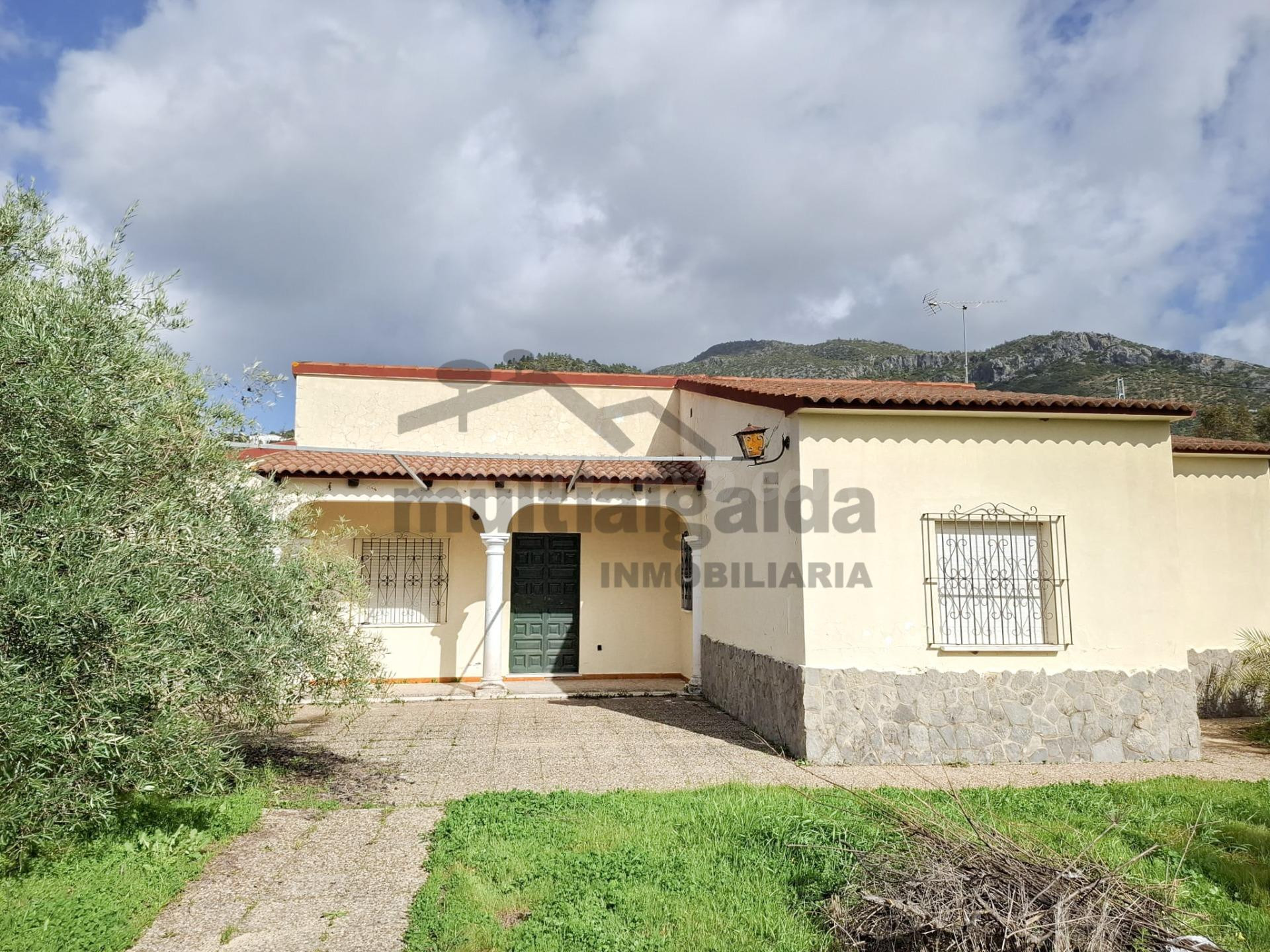 CHALET RUSTICO EN ALGODONALES - foto 2