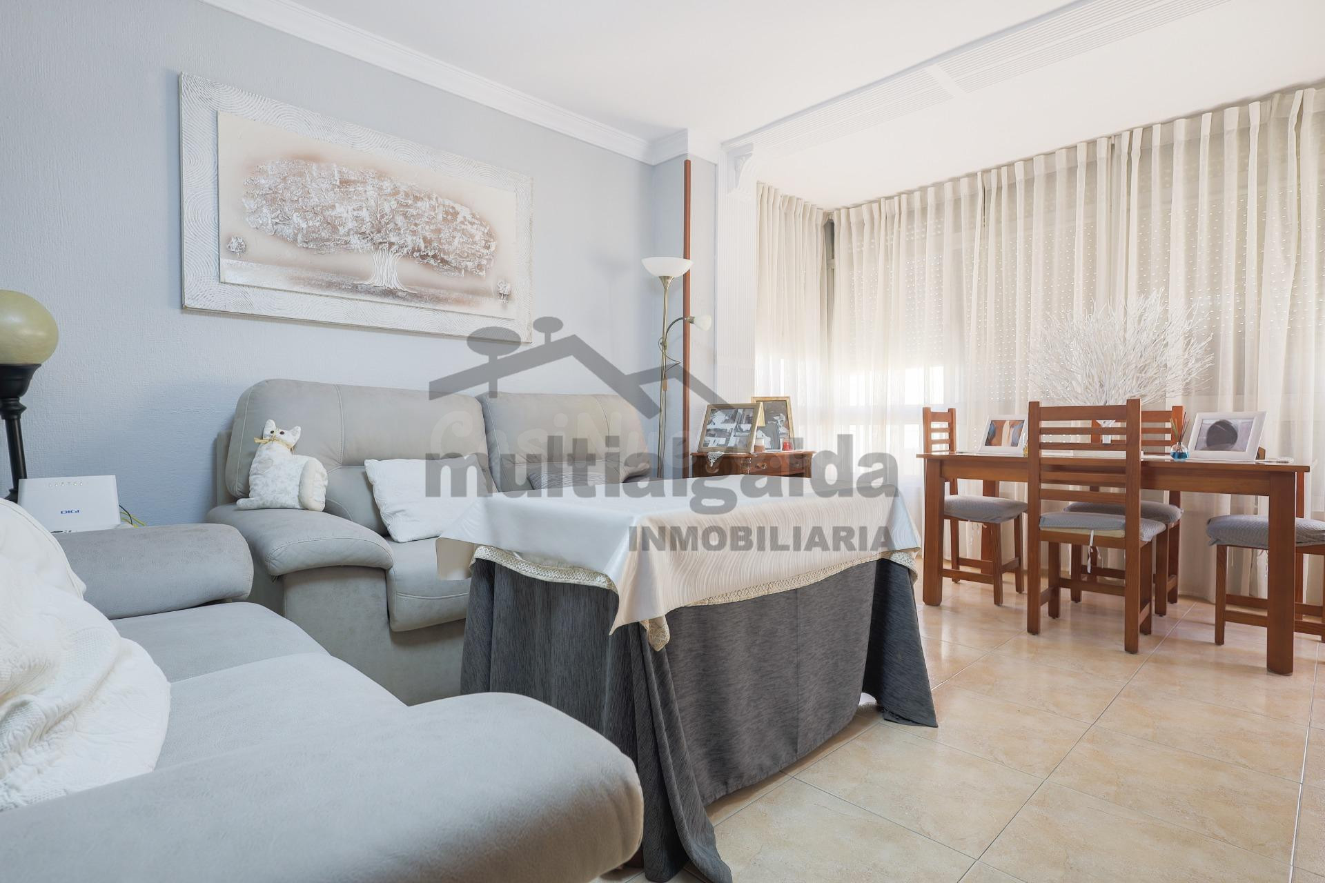 PISO EN BARRIADA DE ANDALUCIA