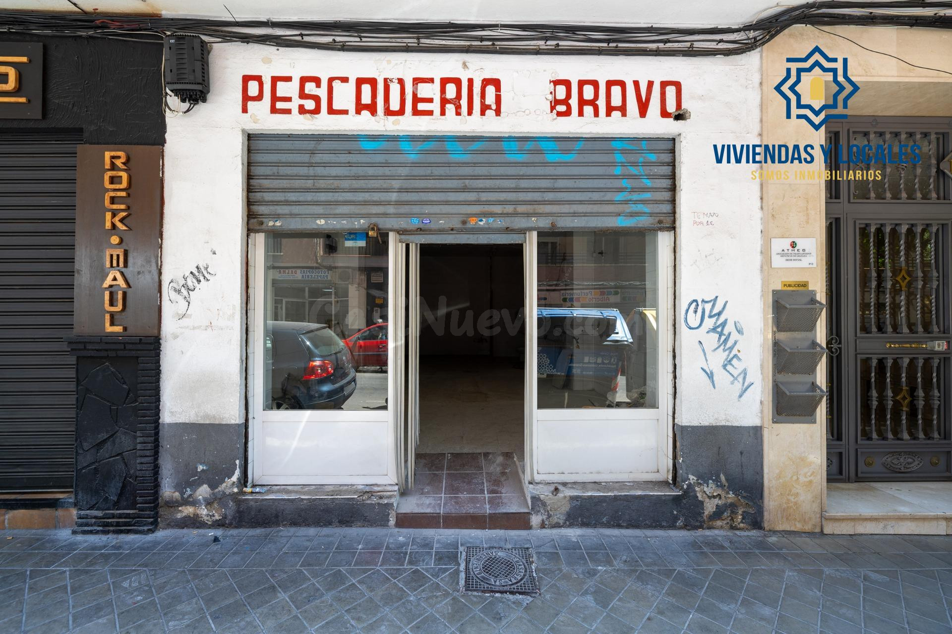 Local comercial 47m² en venta - Plaza de toros - foto 2