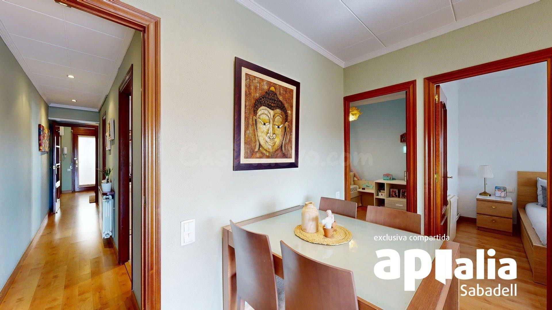 PISO DE 4 habitaciones Y BALCÓN, EN LA CREU DE BARBERÀ - foto 4