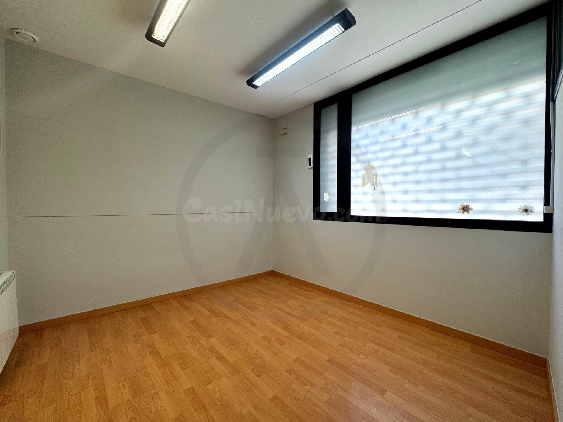 Local comercial 206m² en venta - Centre - foto 2