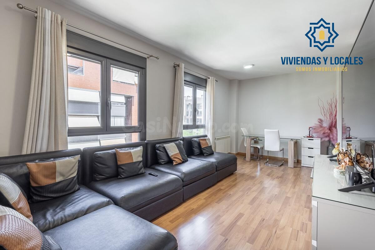 Exclusiva vivienda en Residencial Parque Lagos - foto 3