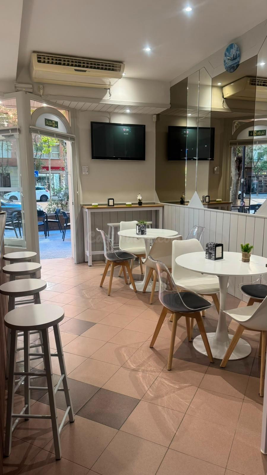 Cafeteria en venta - foto 4