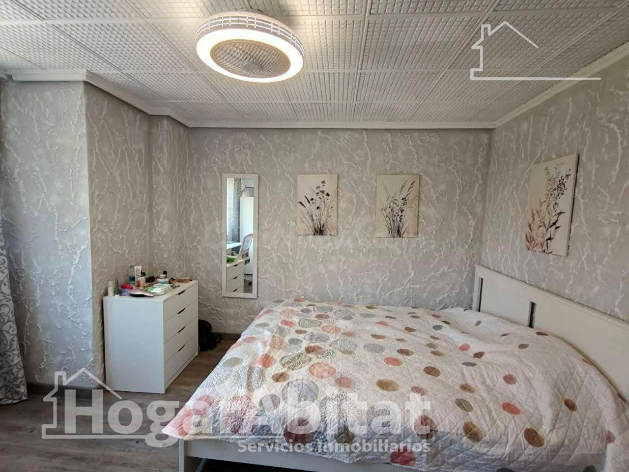 ¡GRAN OPORTUNIDAD! REFORMADO Y EXTERIOR CON 5 DORMITORIOS Y  - foto 2