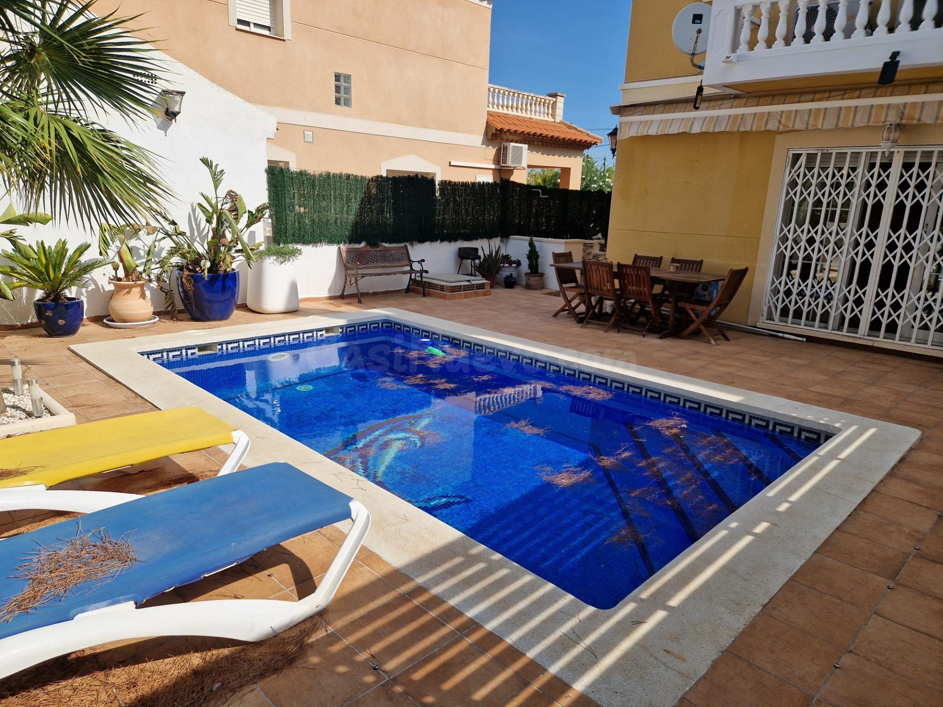 Exclusiva casa pareada con licencia turistica - foto 2