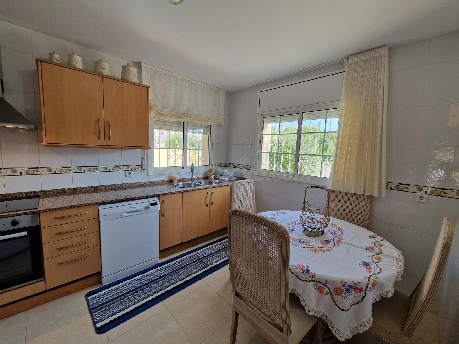 Exclusiva casa pareada con licencia turistica - foto 4
