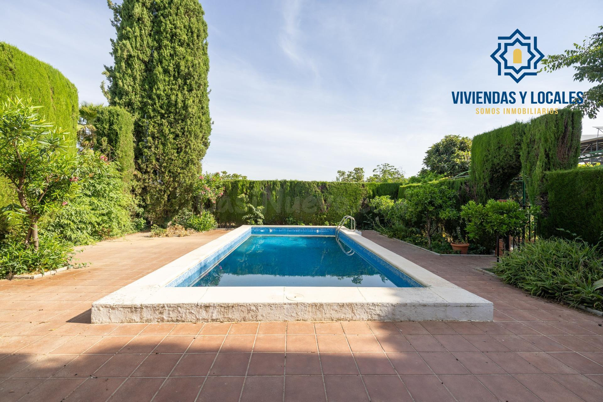 EXCLUSIVA FINCA CON 30.000 m2 DE SUELO URBANIZABLE EN OGÍJAR - foto 2