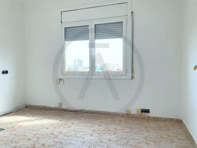 OPORTUNIDAD EN SABADELL JUNTO A CARRETERA DE TERRASSA - foto 5
