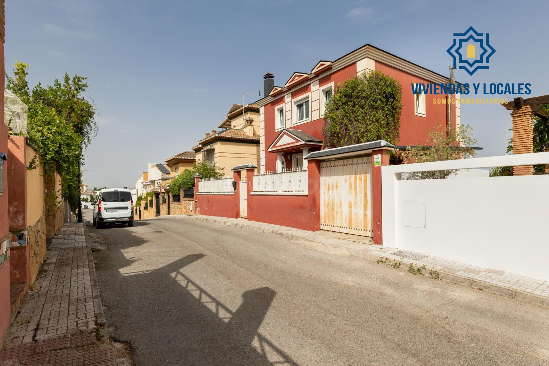 CHALET EN EL BARRIO DE MONACHIL - foto 3