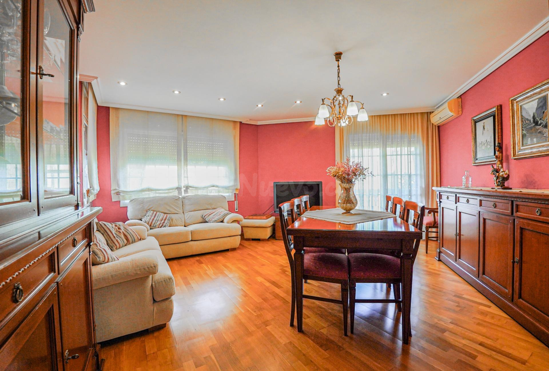 Descubre tu nuevo hogar en Vilallonga del Camp - foto 2