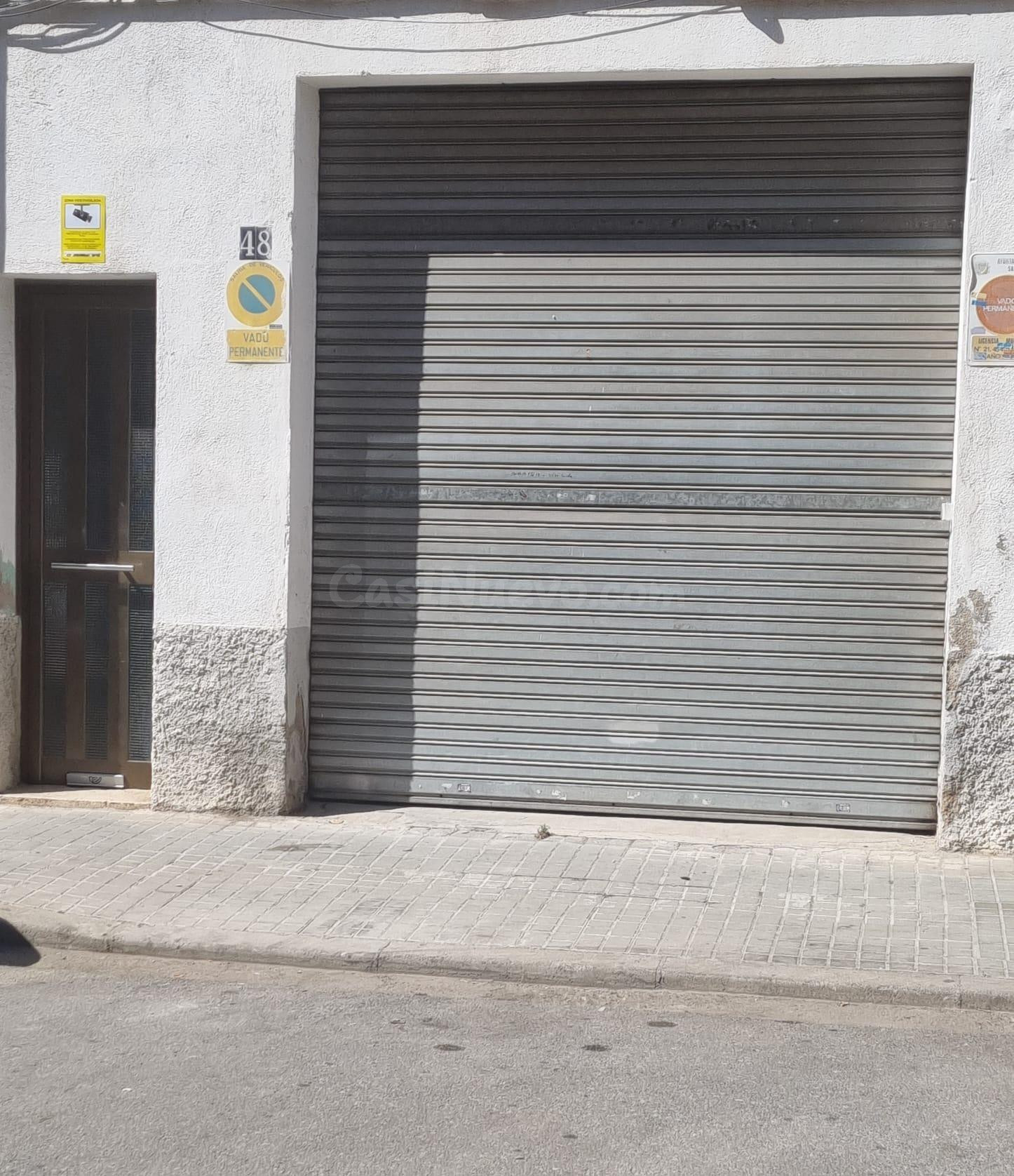 LOCAL COMERCIAL EN LA CREU DE BARBERÀ