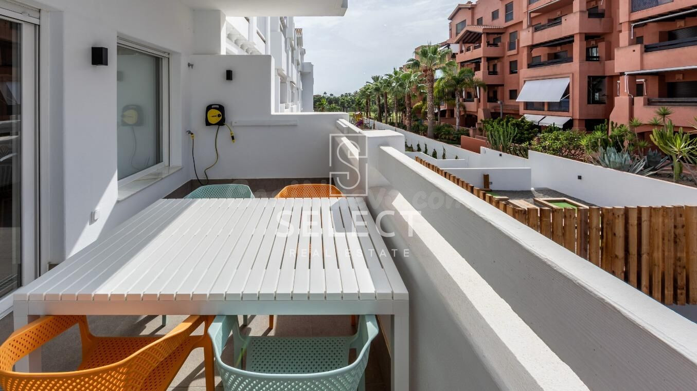 APARTAMENTO EN URB. MARINA GOLF - PLAYA GRANADA - foto 3
