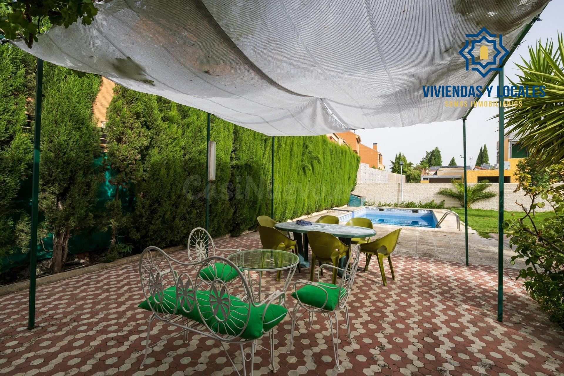 CHALET SEÑORIAL EN URB VISTA NEVADA ARMILLA, 4 DORM, 2 WC, T