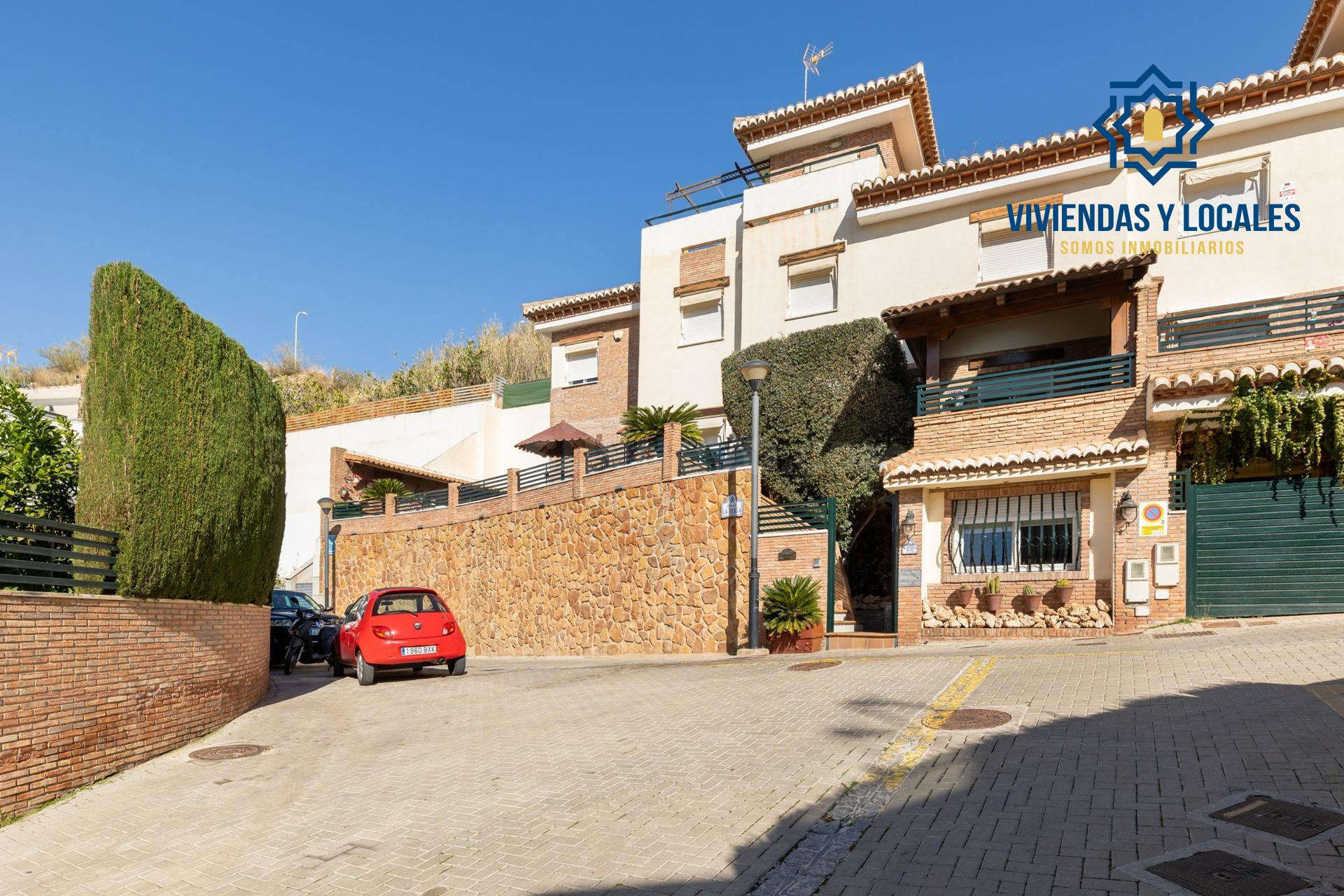 Casa o chalet independiente en venta a 5 minutos del Centro  - foto 2