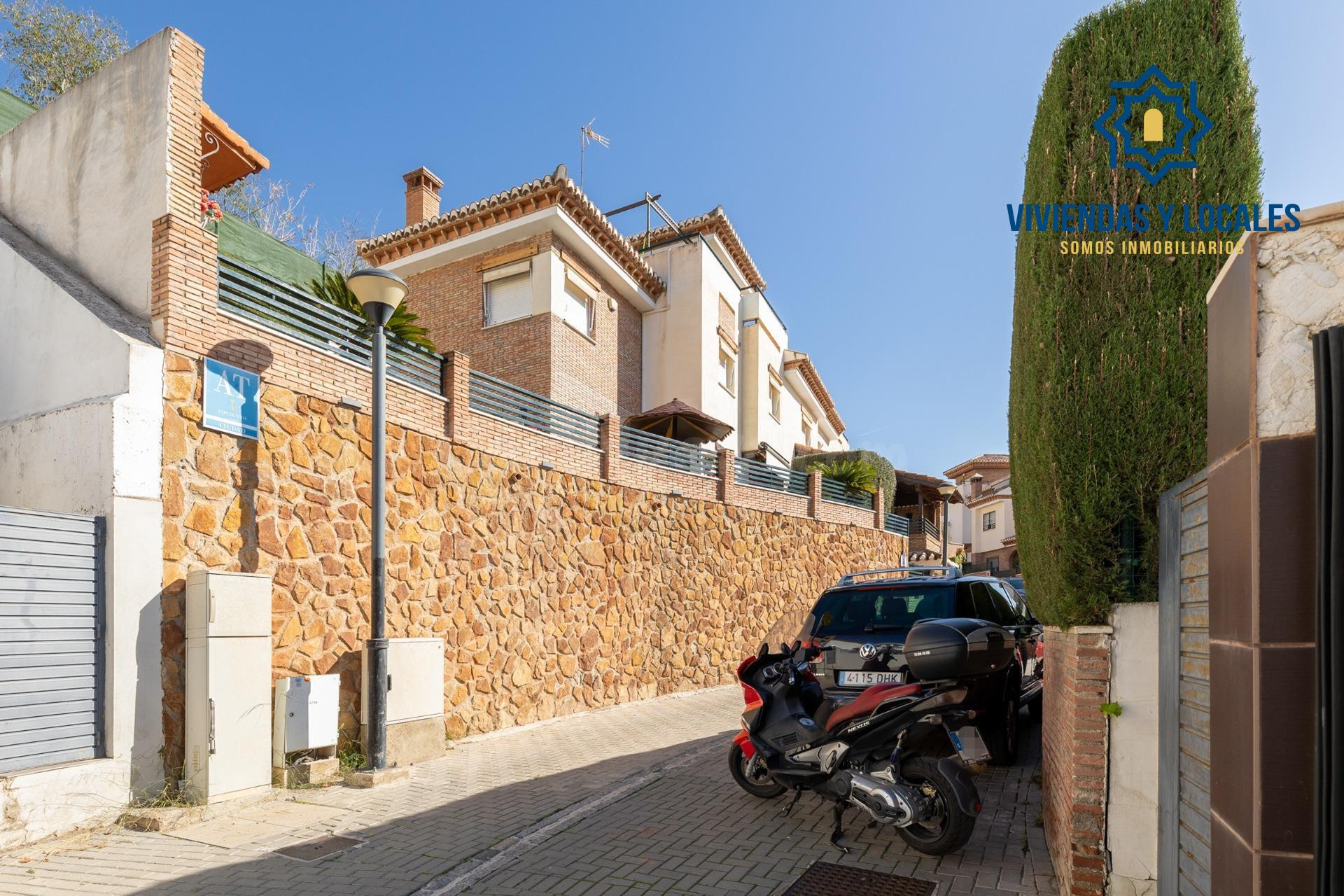 Casa o chalet independiente en venta a 5 minutos del Centro  - foto 3