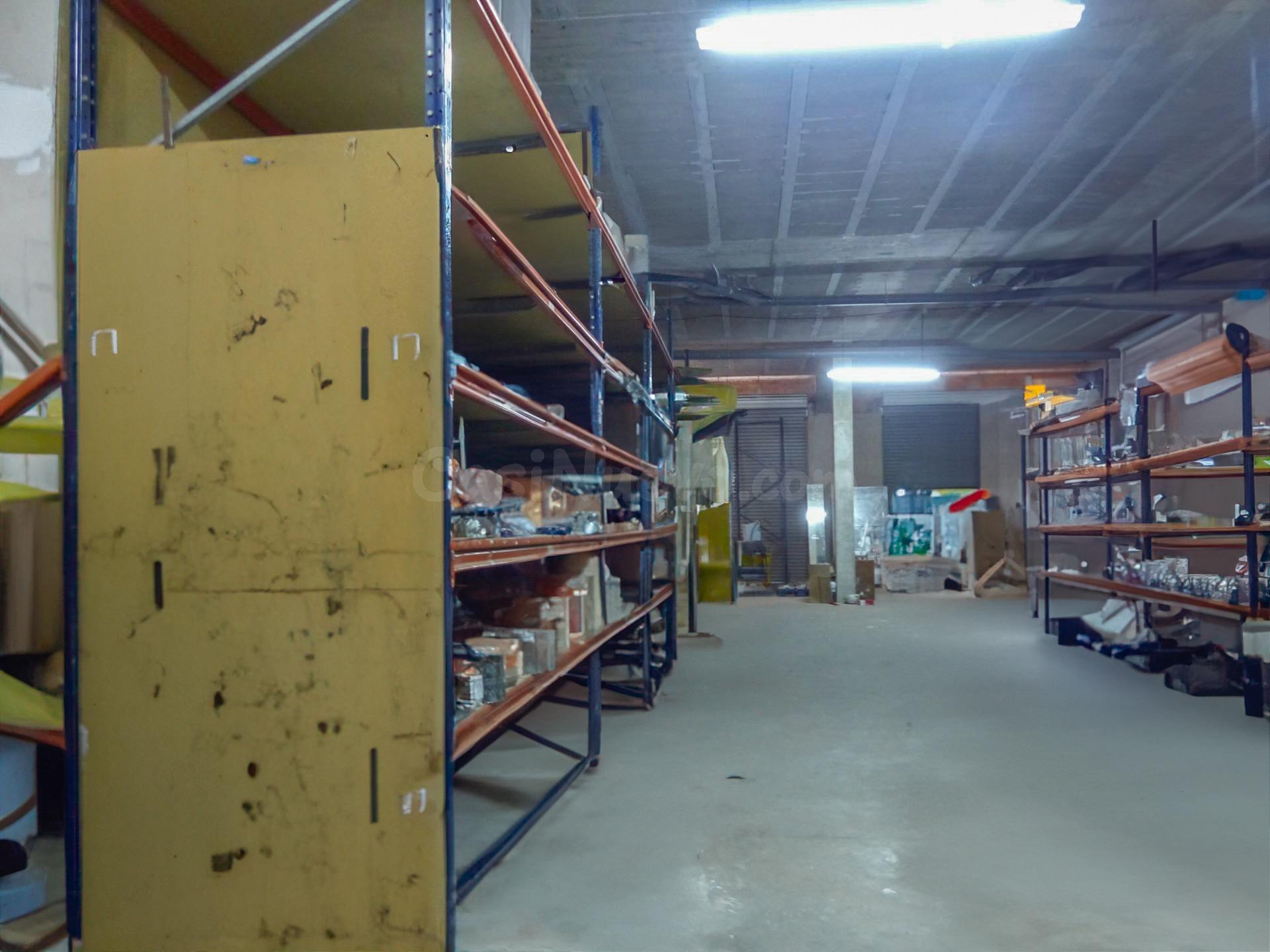 Gran nave industrial en venta en Reus - foto 4