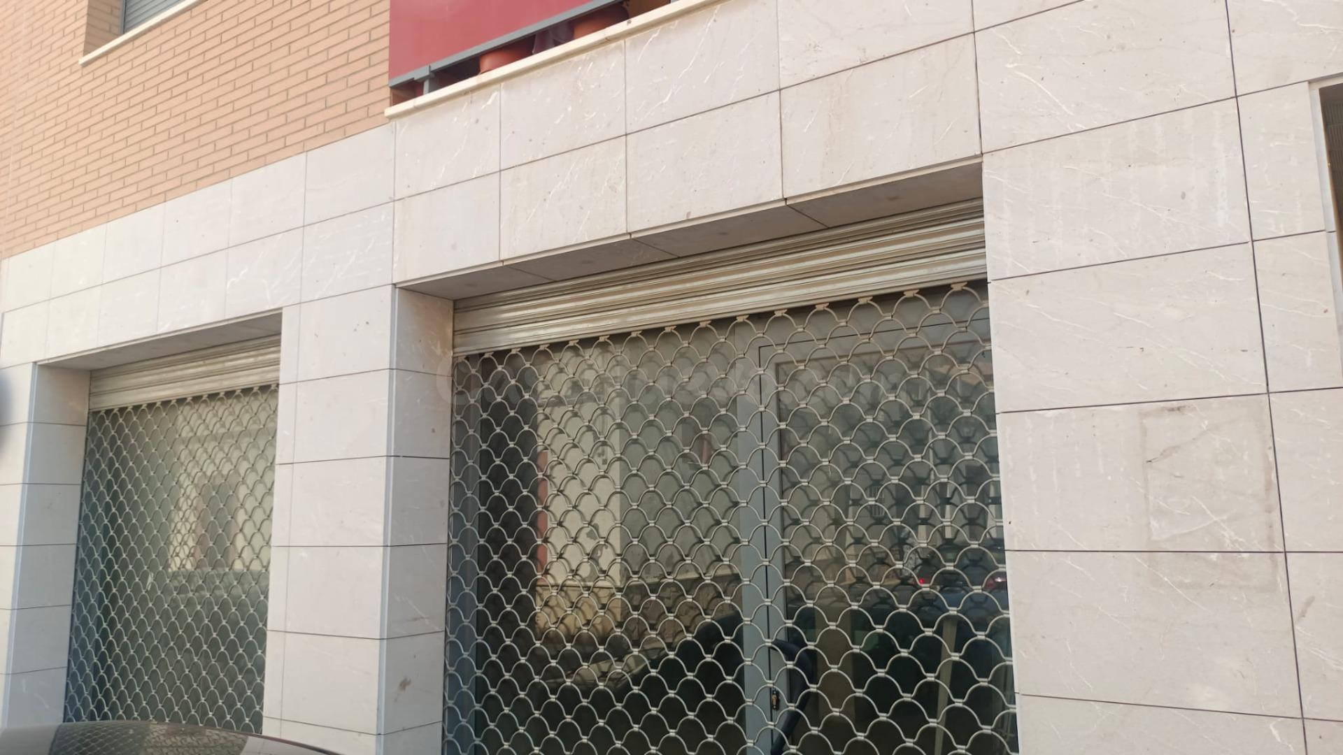 Se vende local comercial en Mont-roig del Camp – ¡Excelente  - foto 2