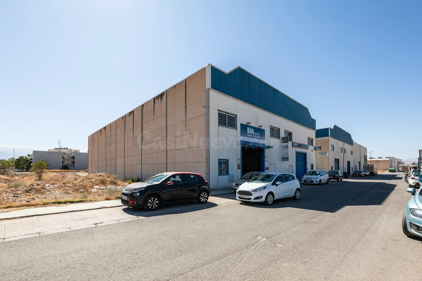 Se vende parcela industrial de 809 metros cuadrados en el Po - foto 2