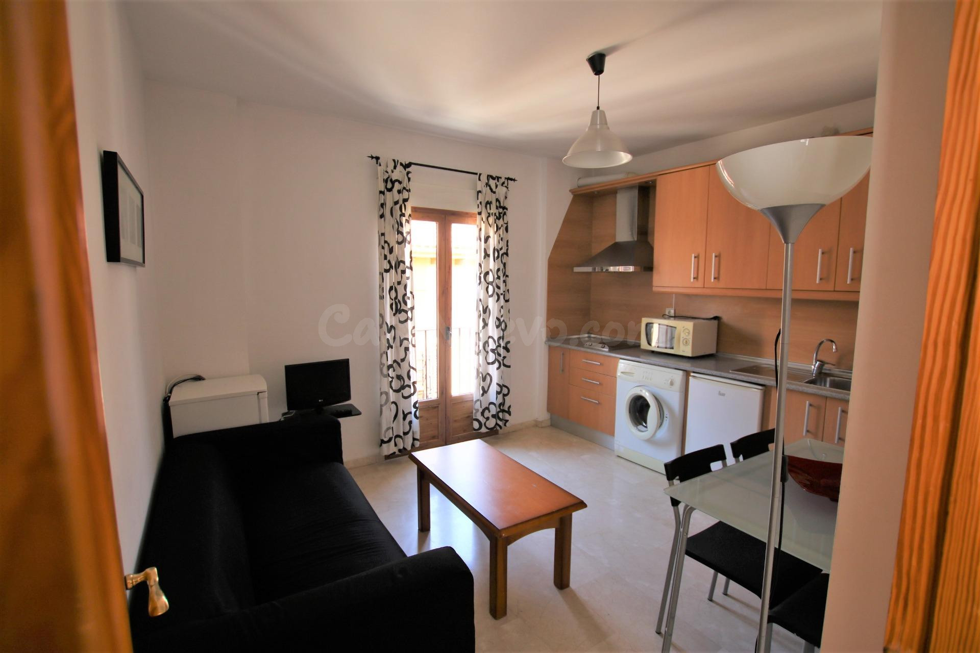 ESTUDANTES. San Antón-Alhamar (zona). Bonito apartamento amu