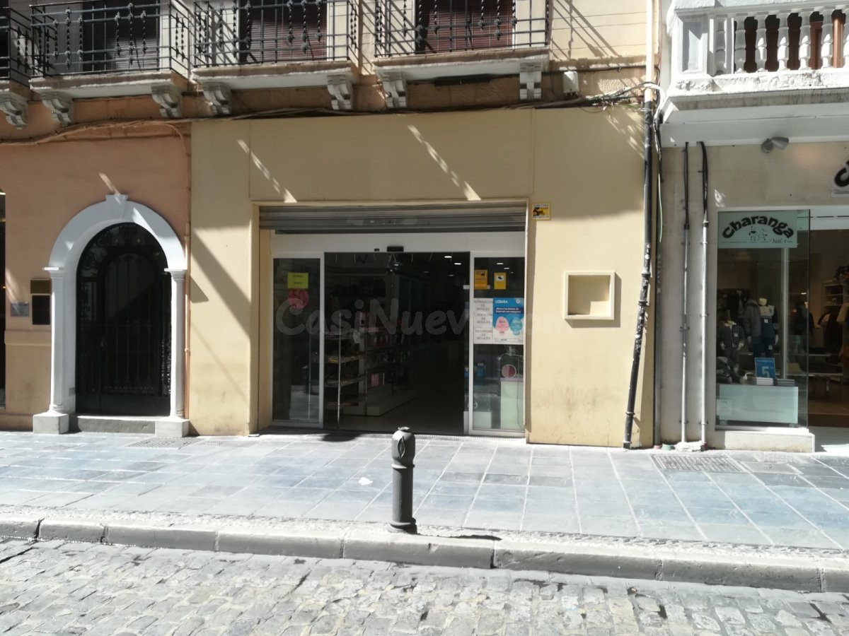 LOCAL COMERCIAL EN CALLE SAN ANTÓN - foto 4