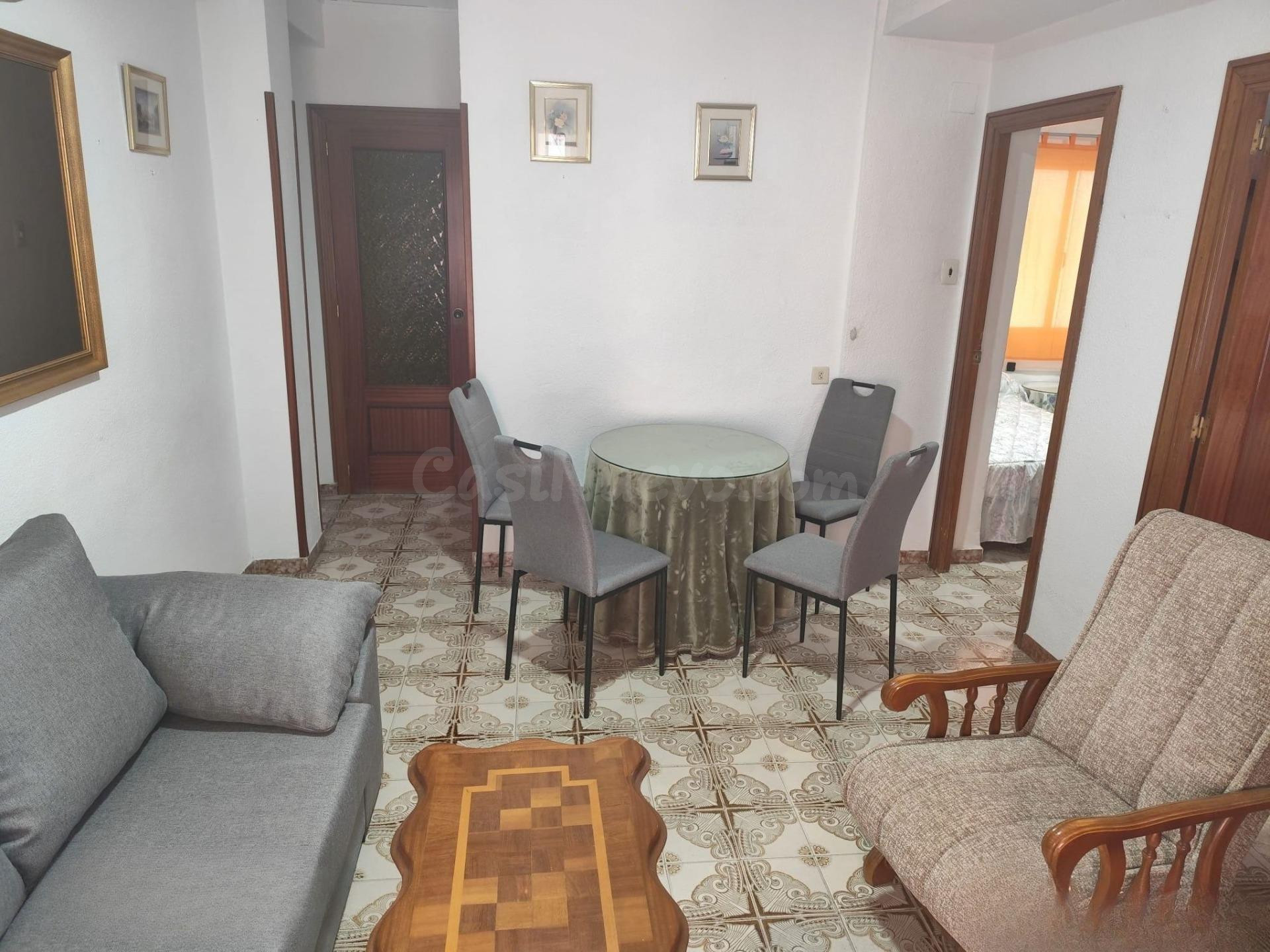 PISO EXTERIOR DE 3 DORMITORIOS CON TERRAZA EN ALQUILER EN PL - foto 4