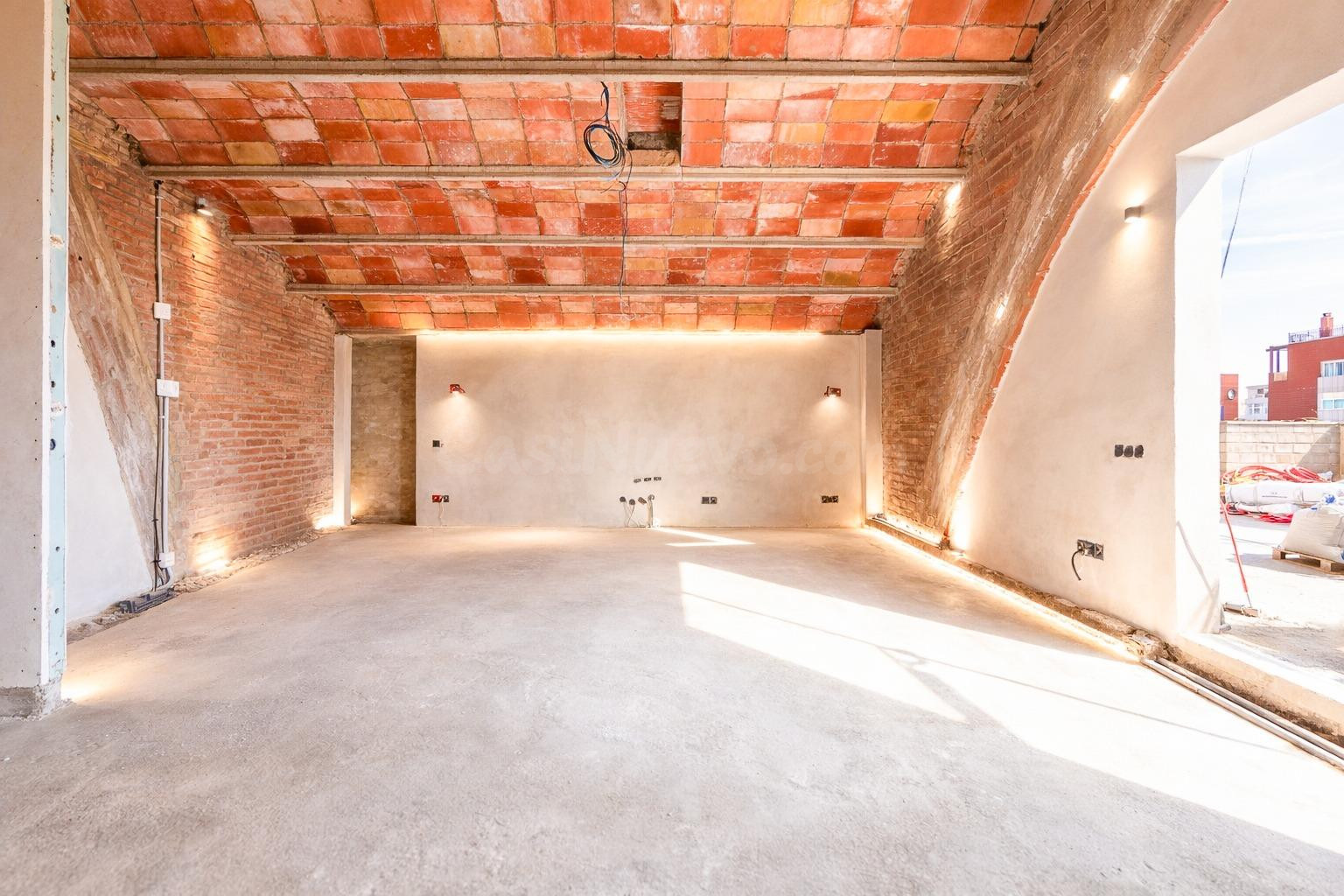 Extraordinario ático en venta en calle de Josep Anselm Clavé - foto 3