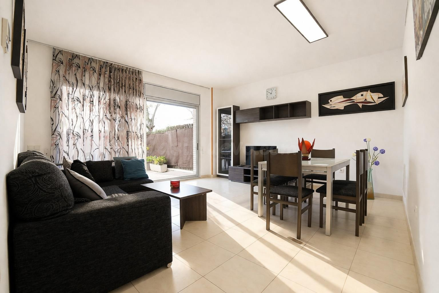 Vivienda exclusiva en Barenys: 2 terrazas, piscina y parking - foto 3