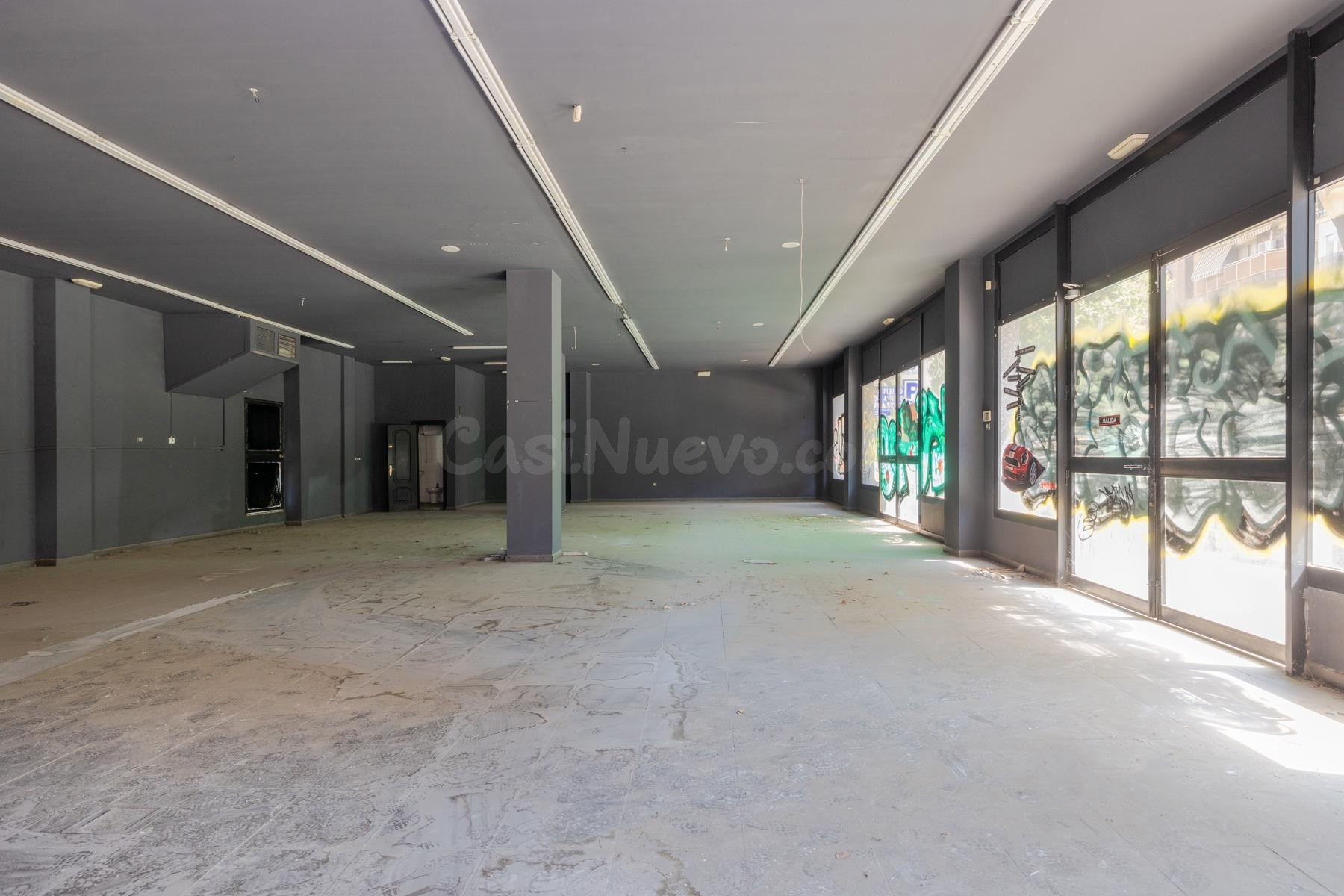 Amplio local comercial en Camino de Ronda - foto 5