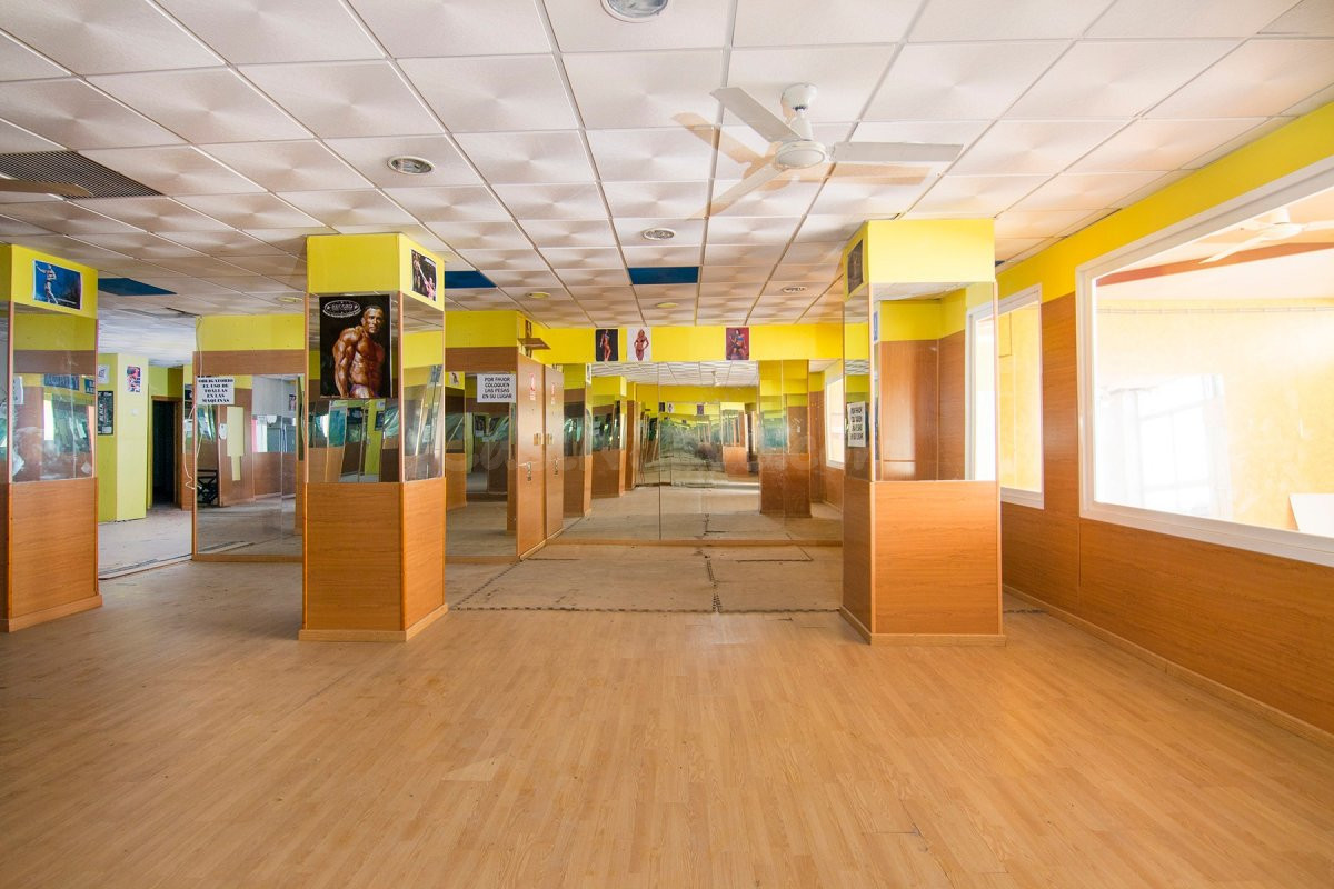 Local comercial en el centro (Plaza Gran Capitán) - foto 3