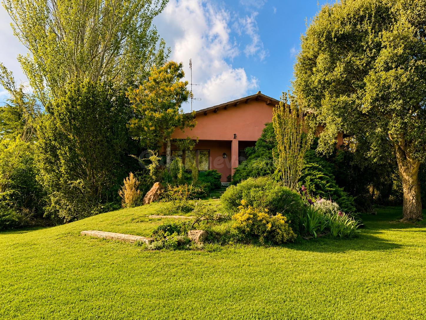 Chalet en Prades con finca de casi 5 hectáreas y chimenea