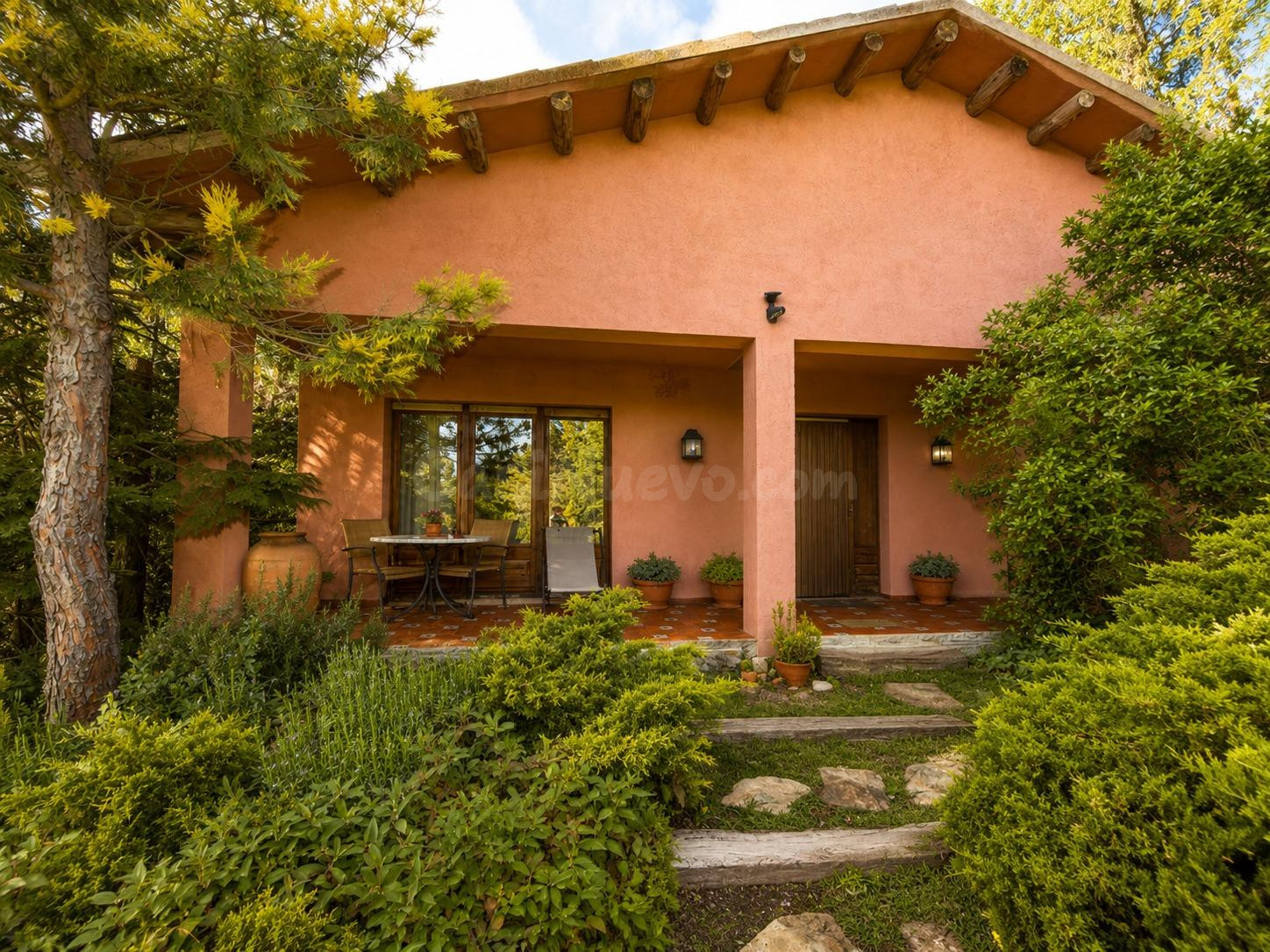 Chalet en Prades con finca de casi 5 hectáreas y chimenea - foto 5
