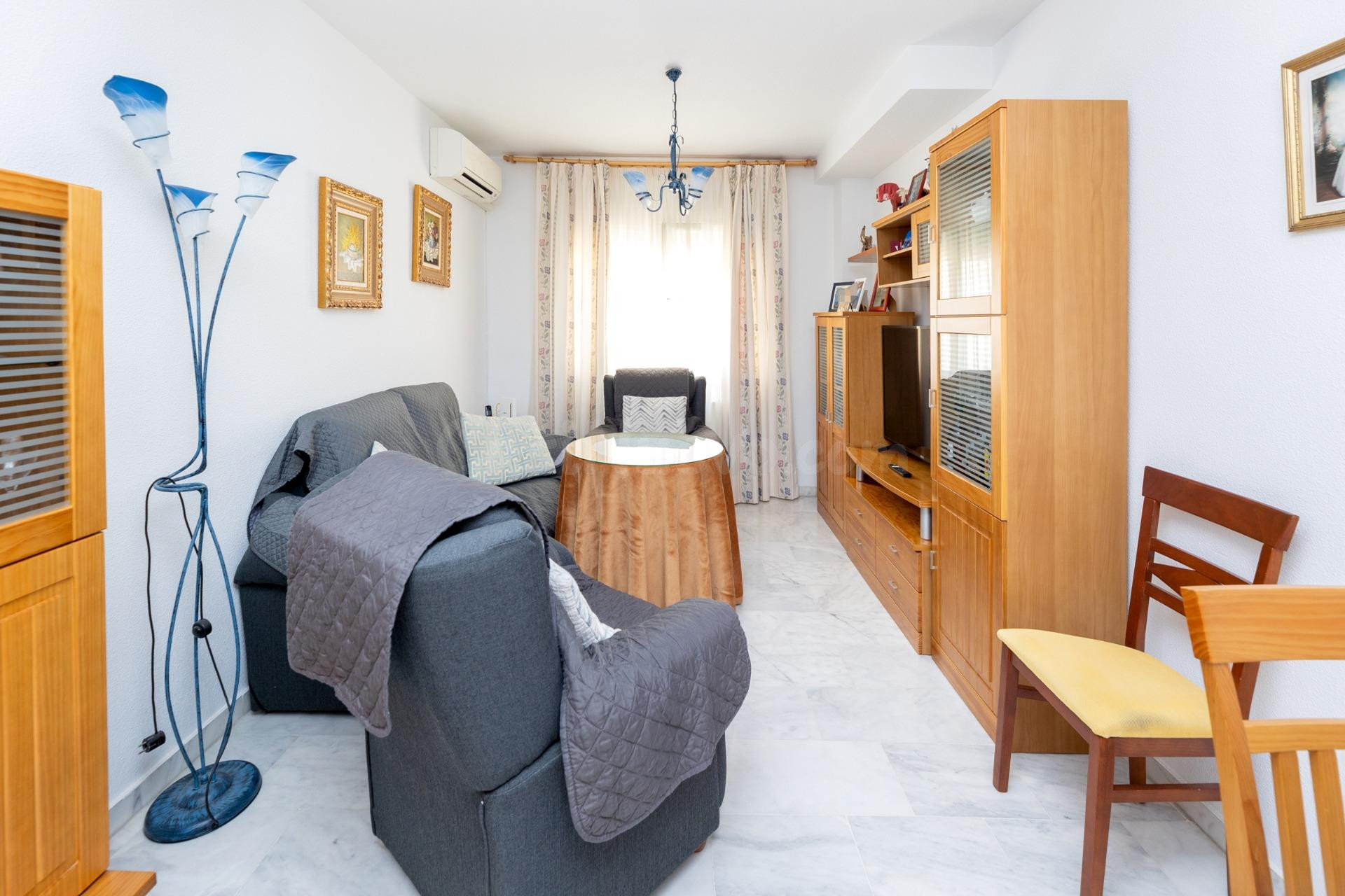 Piso de 3 habitaciones en Barrio de Monachil. - foto 3