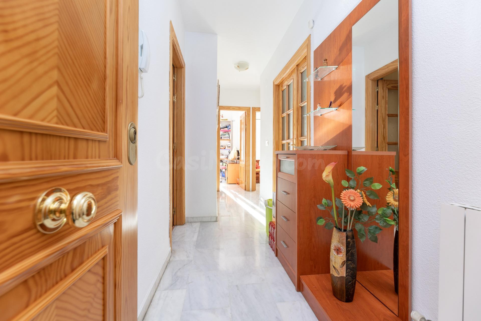 Piso de 3 habitaciones en Barrio de Monachil. - foto 5