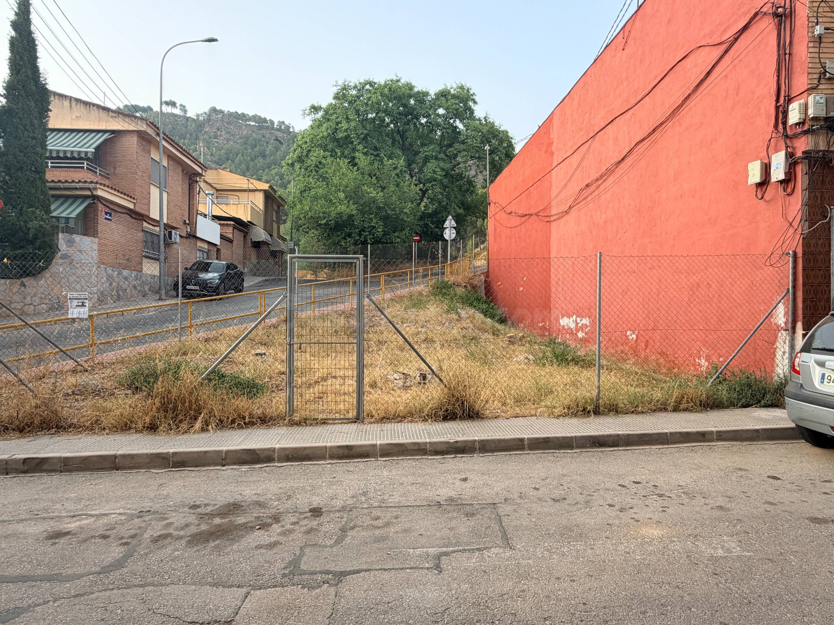 TERRENO URBANO EN ALGEZARES