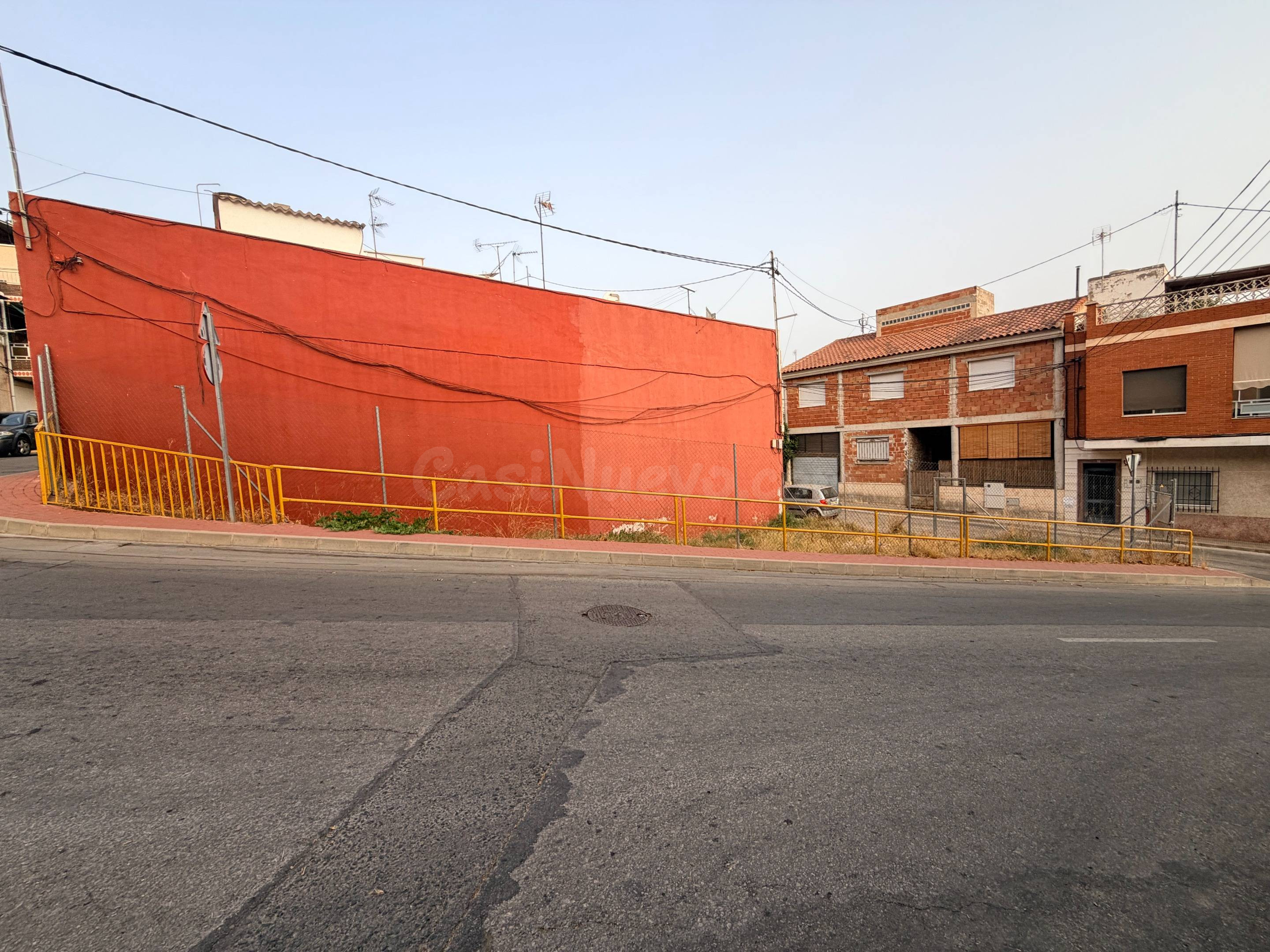 TERRENO URBANO EN ALGEZARES - foto 2
