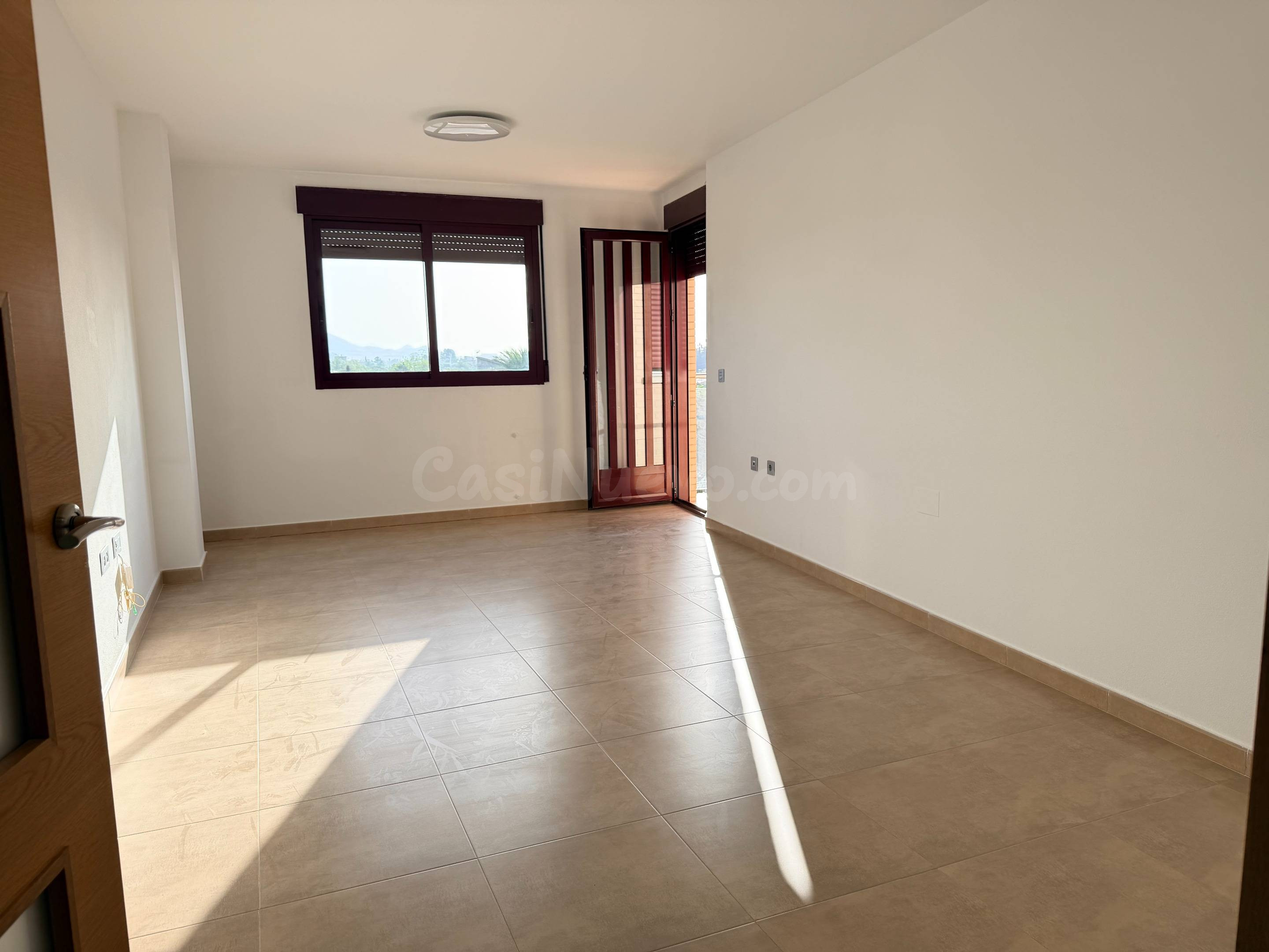 JUNTO AVD REINO DE MURCIA Y JUAN CARLOS I APARTAMENTO DE 2 D - foto 5
