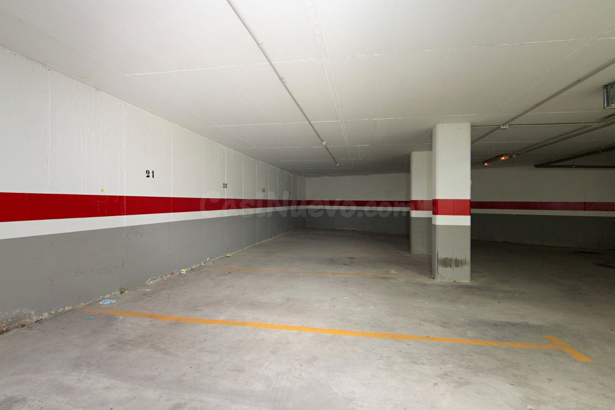 Garaje 14m² en venta - Reyes Catolicos - foto 3