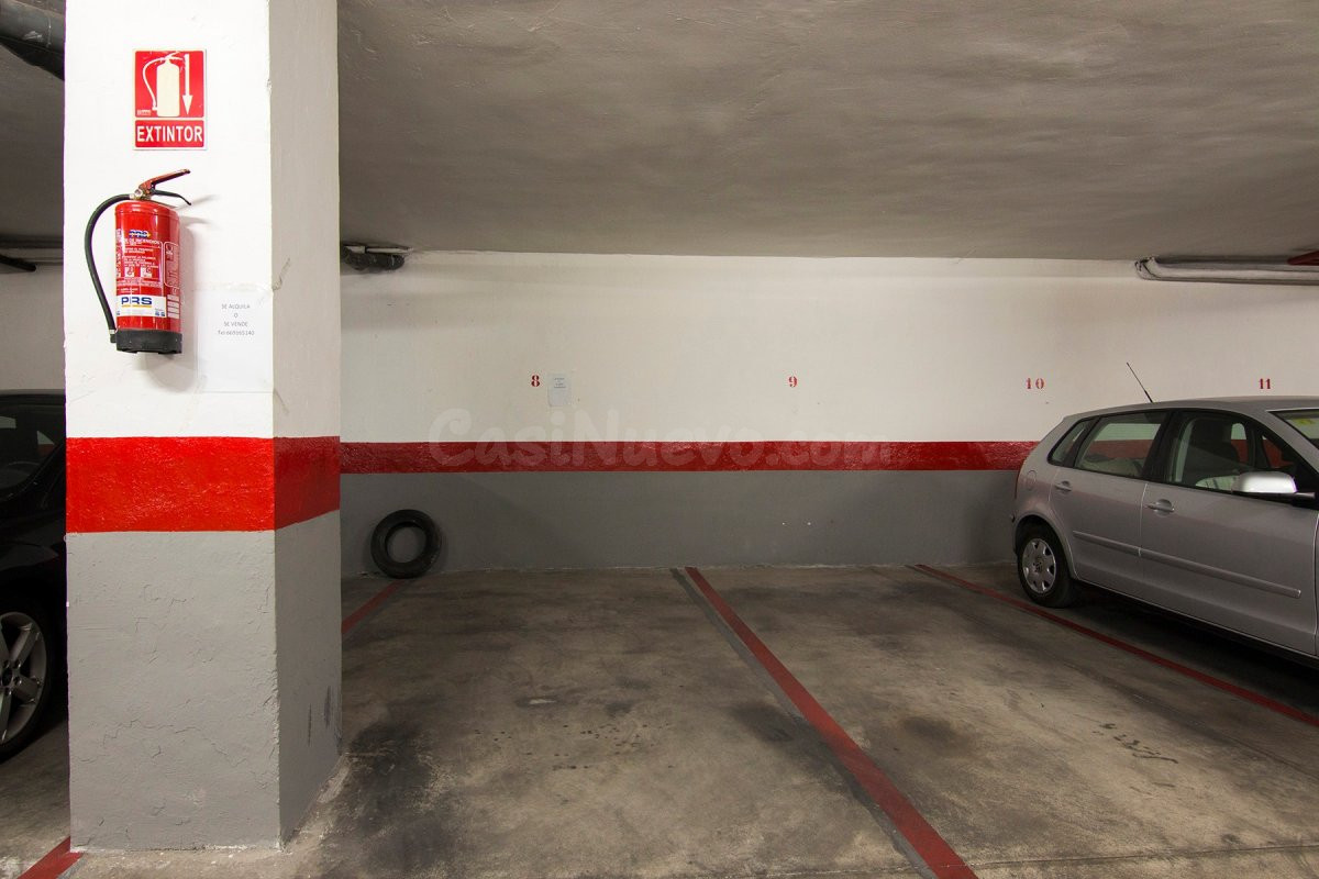 Plaza de garaje en camino de Ronda, junto Gimnasio Yo10