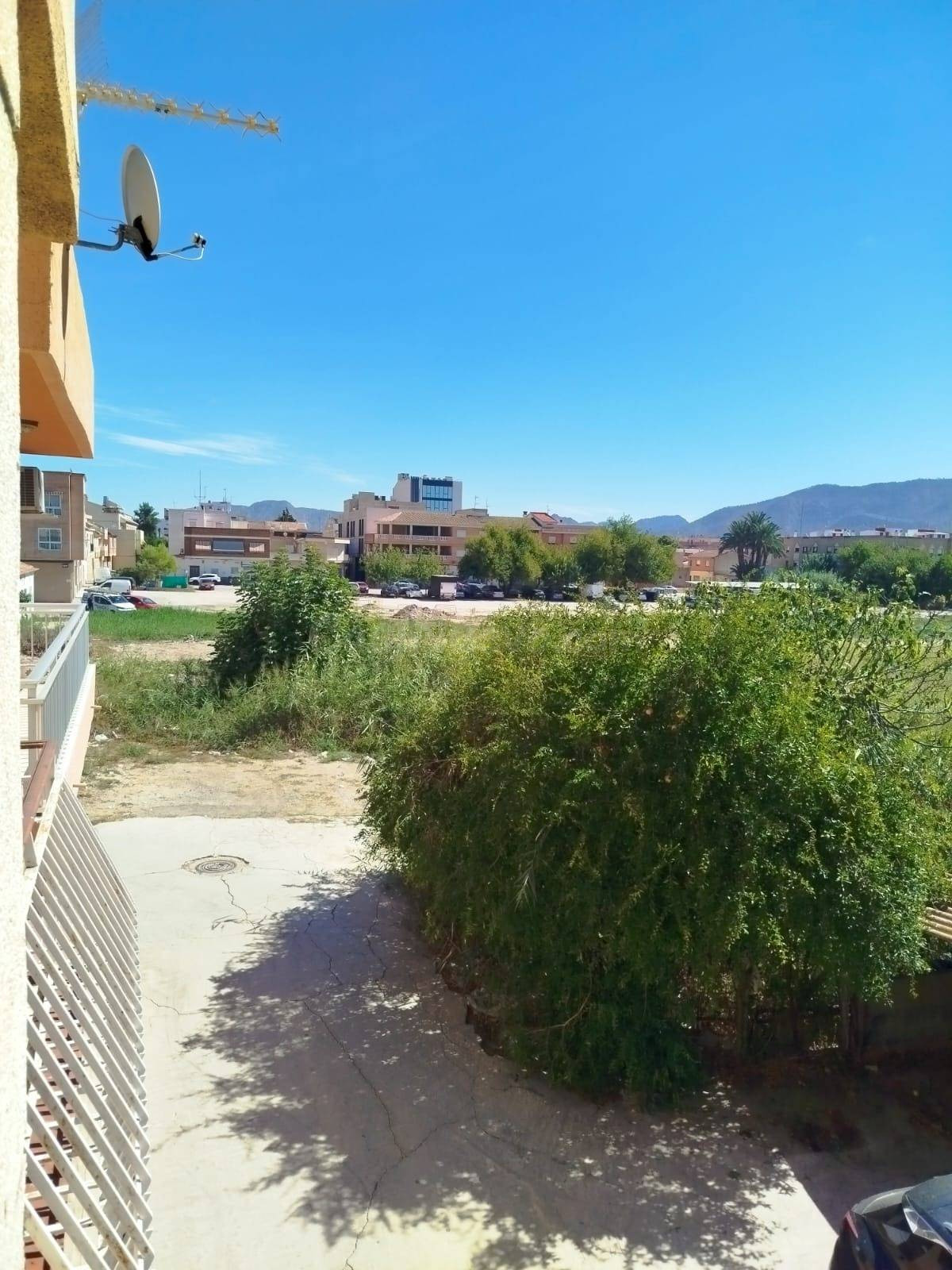 VIVIENDA PARA REFORMAR  EN BARRIO PROGRESO- MURCIA