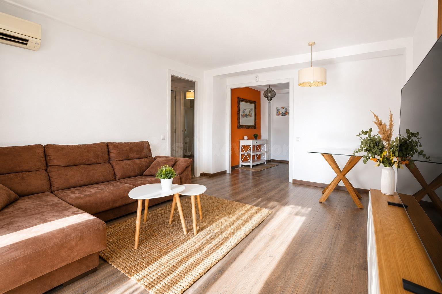 Piso reformado de 3 habitaciones a pocos minutos de la playa