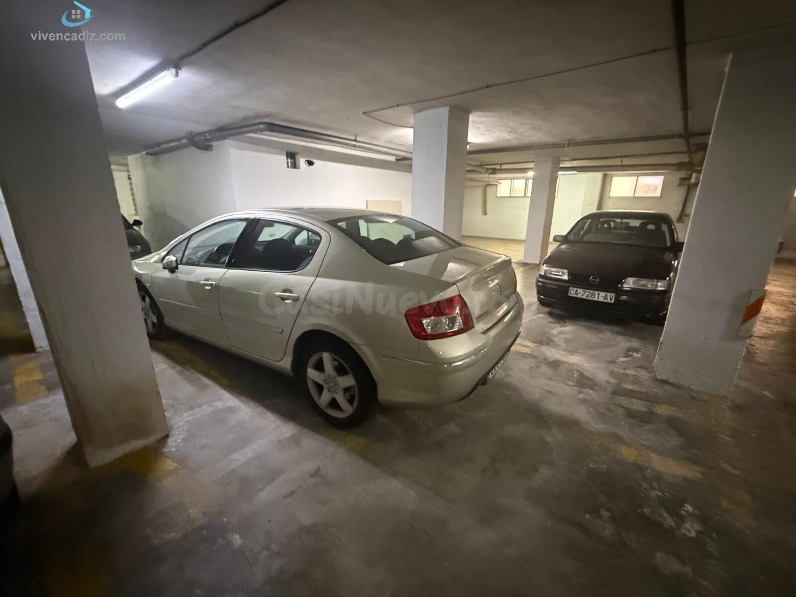 Amplio Garaje en San Felipe, Cádiz a la Venta - foto 2