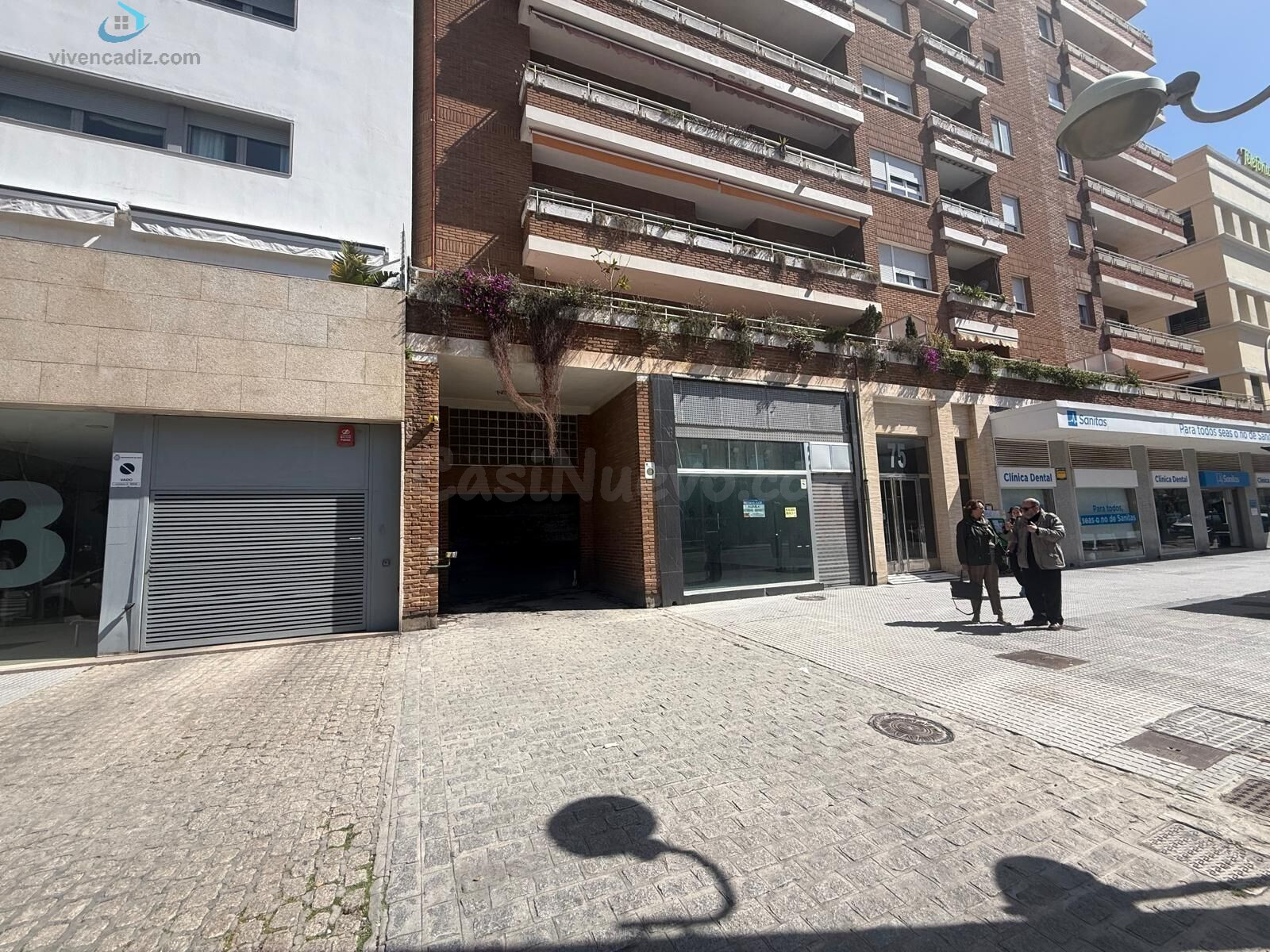 Amplio Garaje en San Felipe, Cádiz a la Venta - foto 5