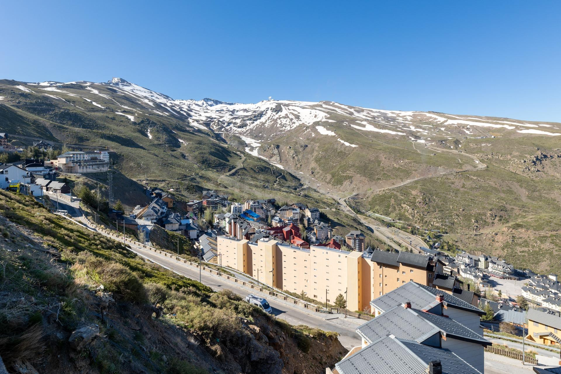 Acogedora vivienda Sierra Nevada (reformado, con garaje, tra - foto 2