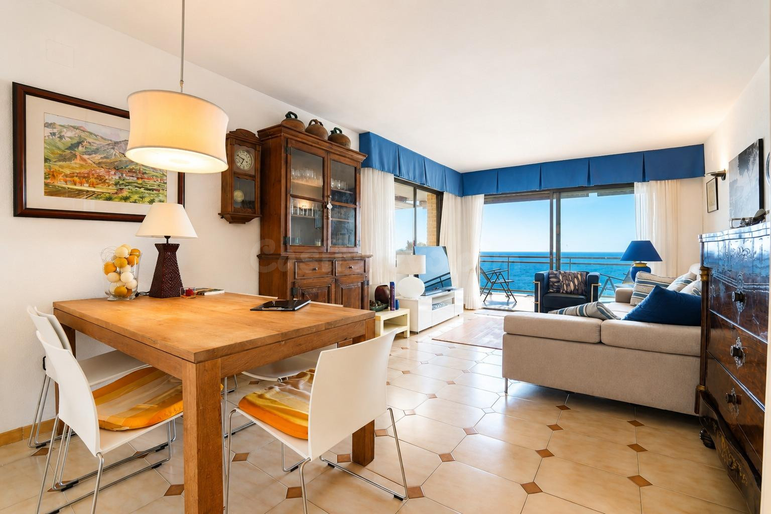 PRIMERA LÍNEA DE MAR · GRAN JARDÍN PRIVADO · PARKING Y TRAST - foto 4