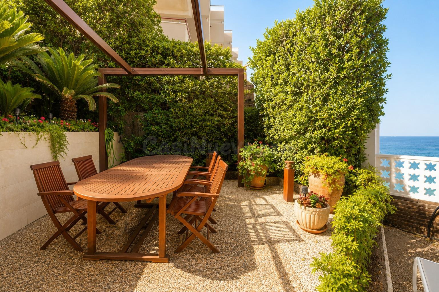 PRIMERA LÍNEA DE MAR · GRAN JARDÍN PRIVADO · PARKING Y TRAST - foto 5