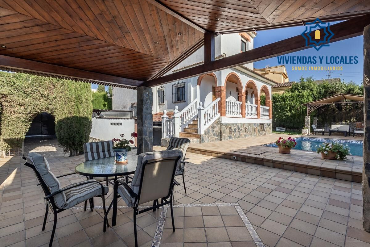 FANTASTICA CASA EN GOJAR - foto 2