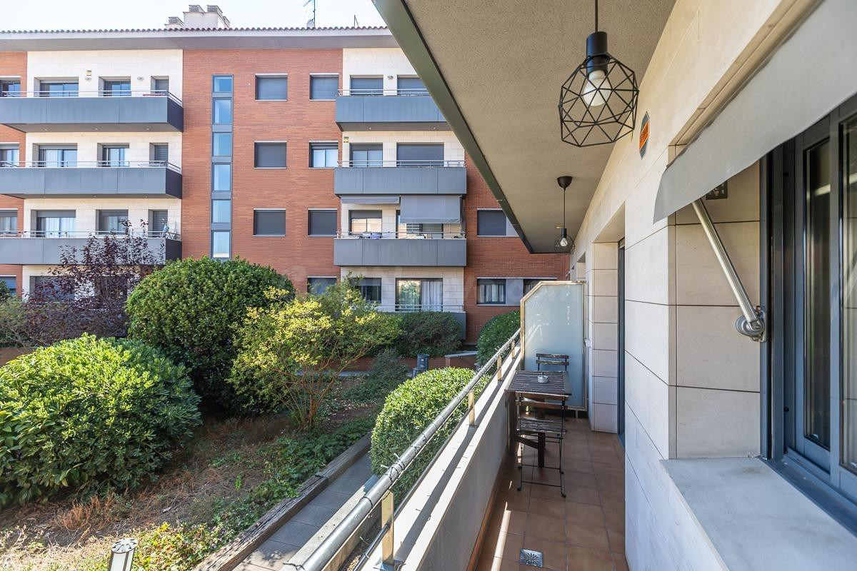 PISO DE 3 habitaciones CON PARKING EN EL EIXAMPLE