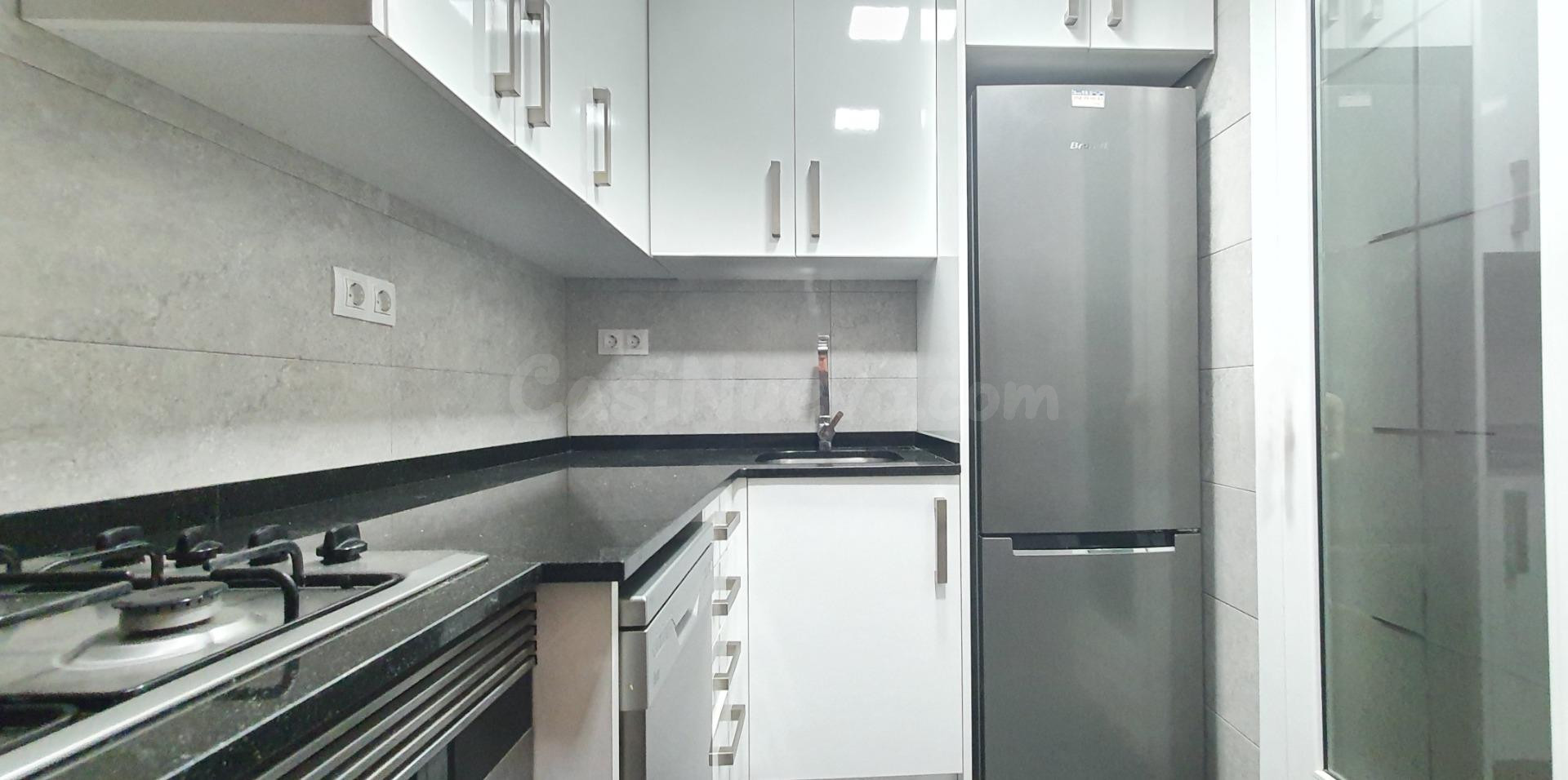 PARA ENTRAR A VIVIR!!! 3 habitaciones EN Pº ALMOGÁVARES. - foto 4