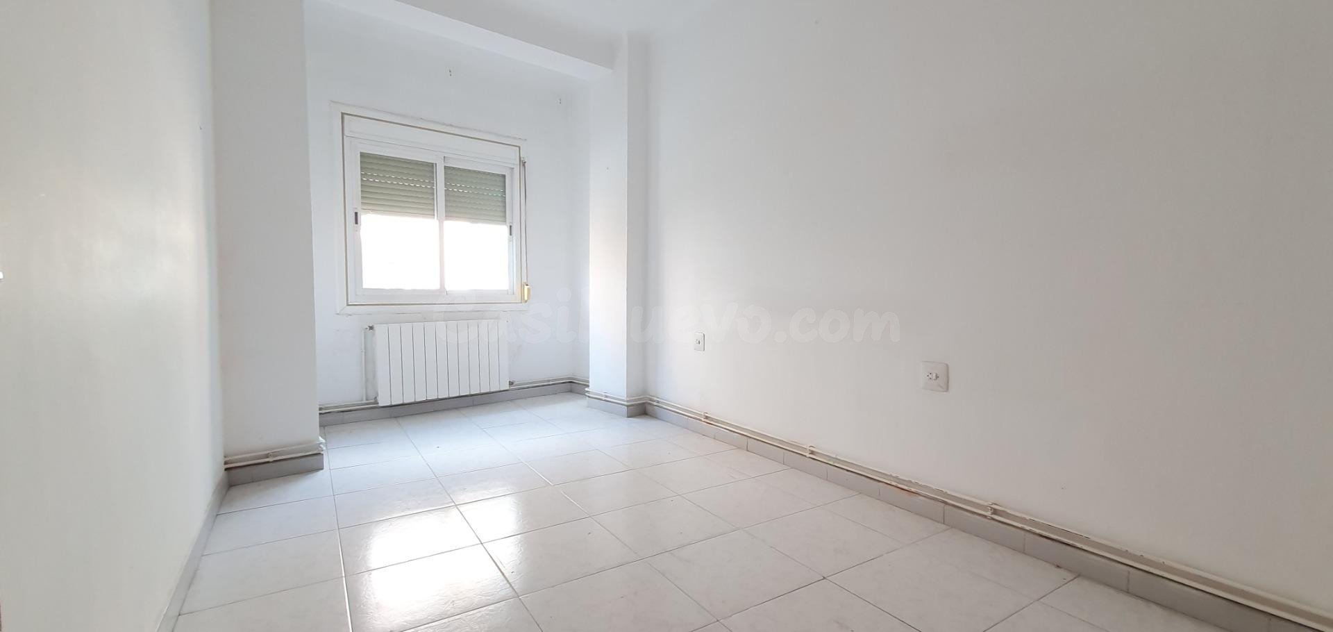 PARA ENTRAR A VIVIR!!! 3 habitaciones EN Pº ALMOGÁVARES. - foto 5